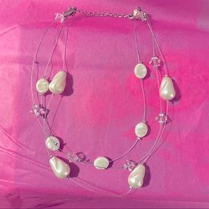 💰3/$15❤️ Vintage faux-pearl and bead necklace